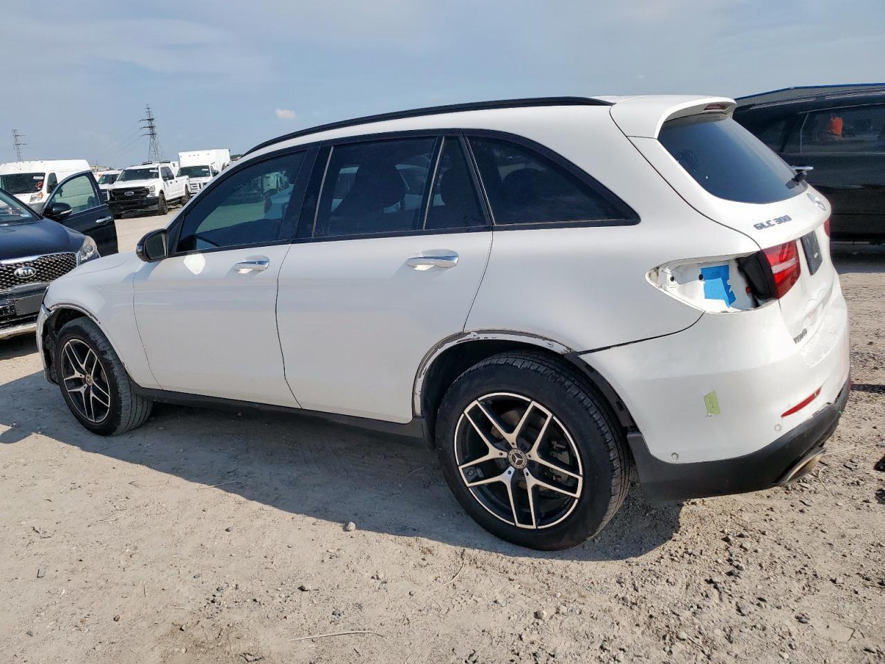 2018 MERCEDES-BENZ GLC-Class