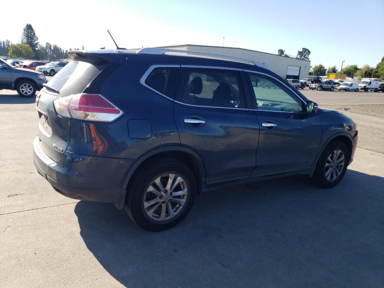 2015 NISSAN ROGUE