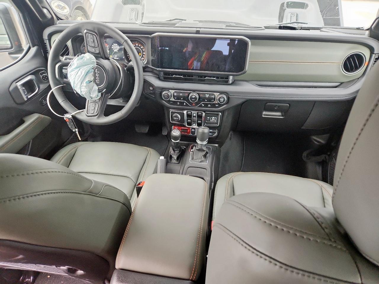 2025 JEEP Gladiator