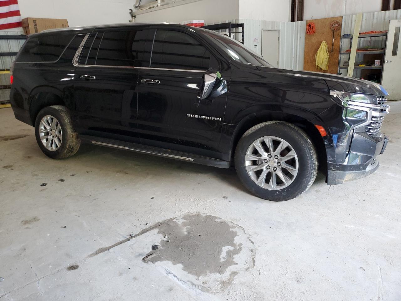 2022 CHEVROLET Suburban