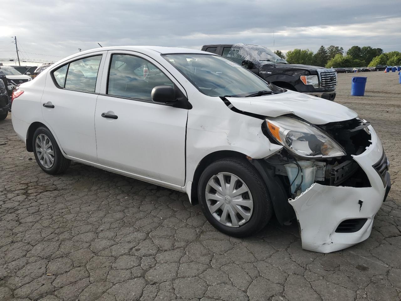 2014 NISSAN VERSA