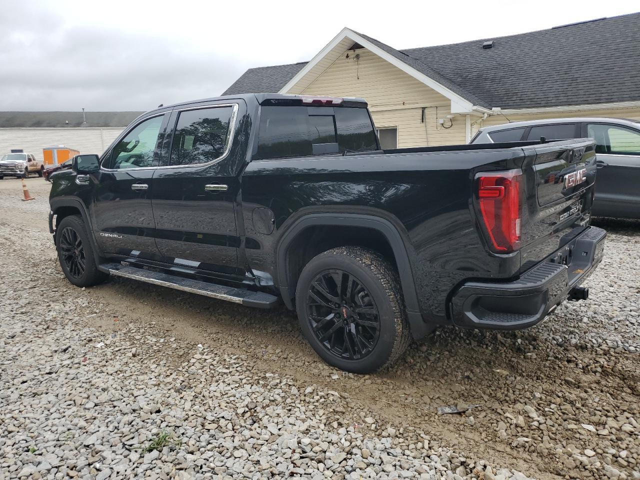 2023 GMC Sierra