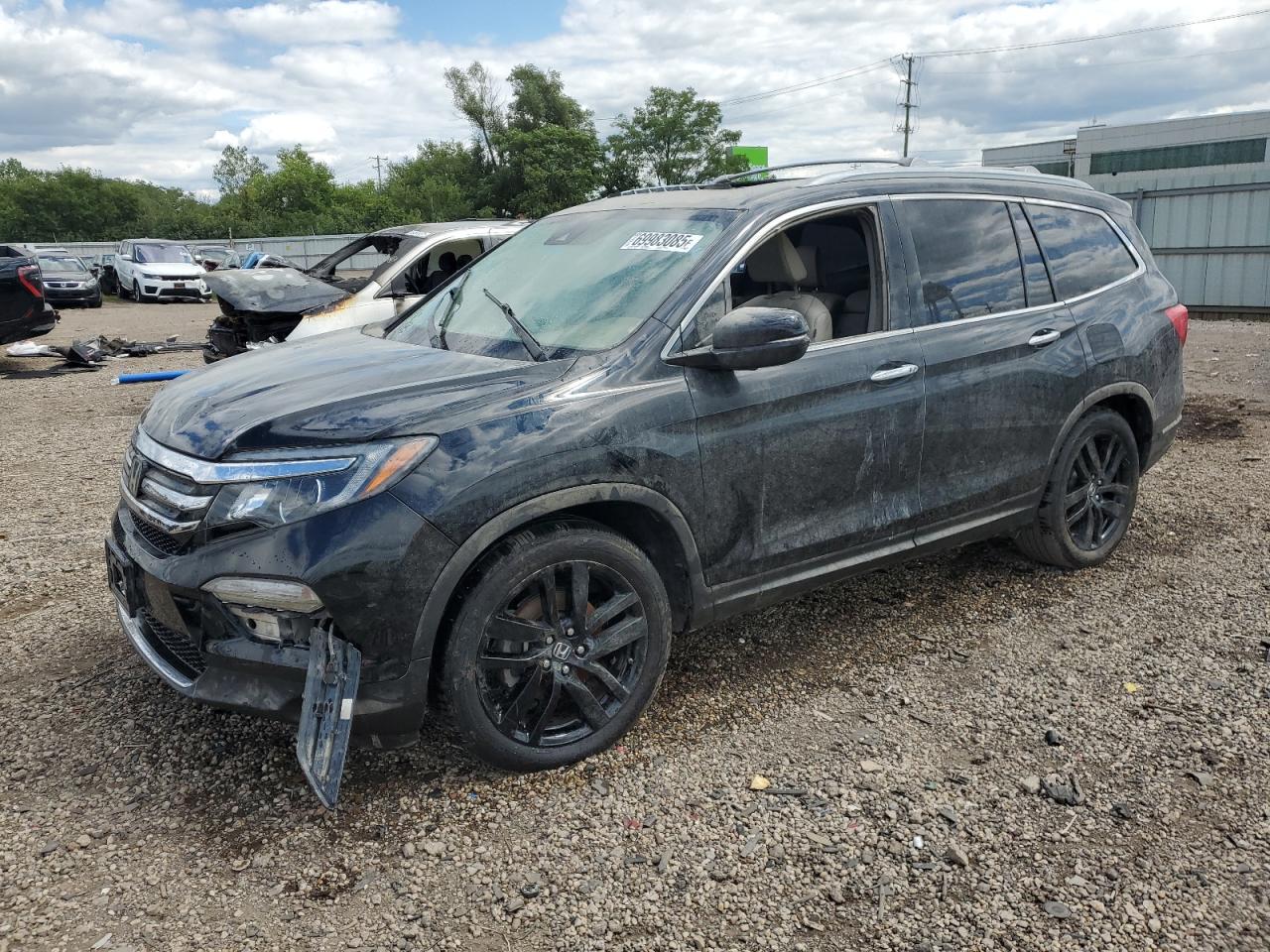 2017 HONDA PILOT