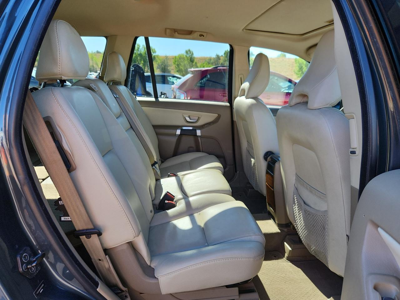 2009 VOLVO XC90