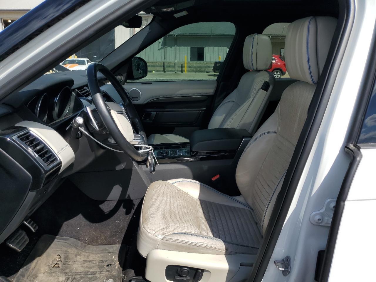 2017 LAND ROVER Discovery