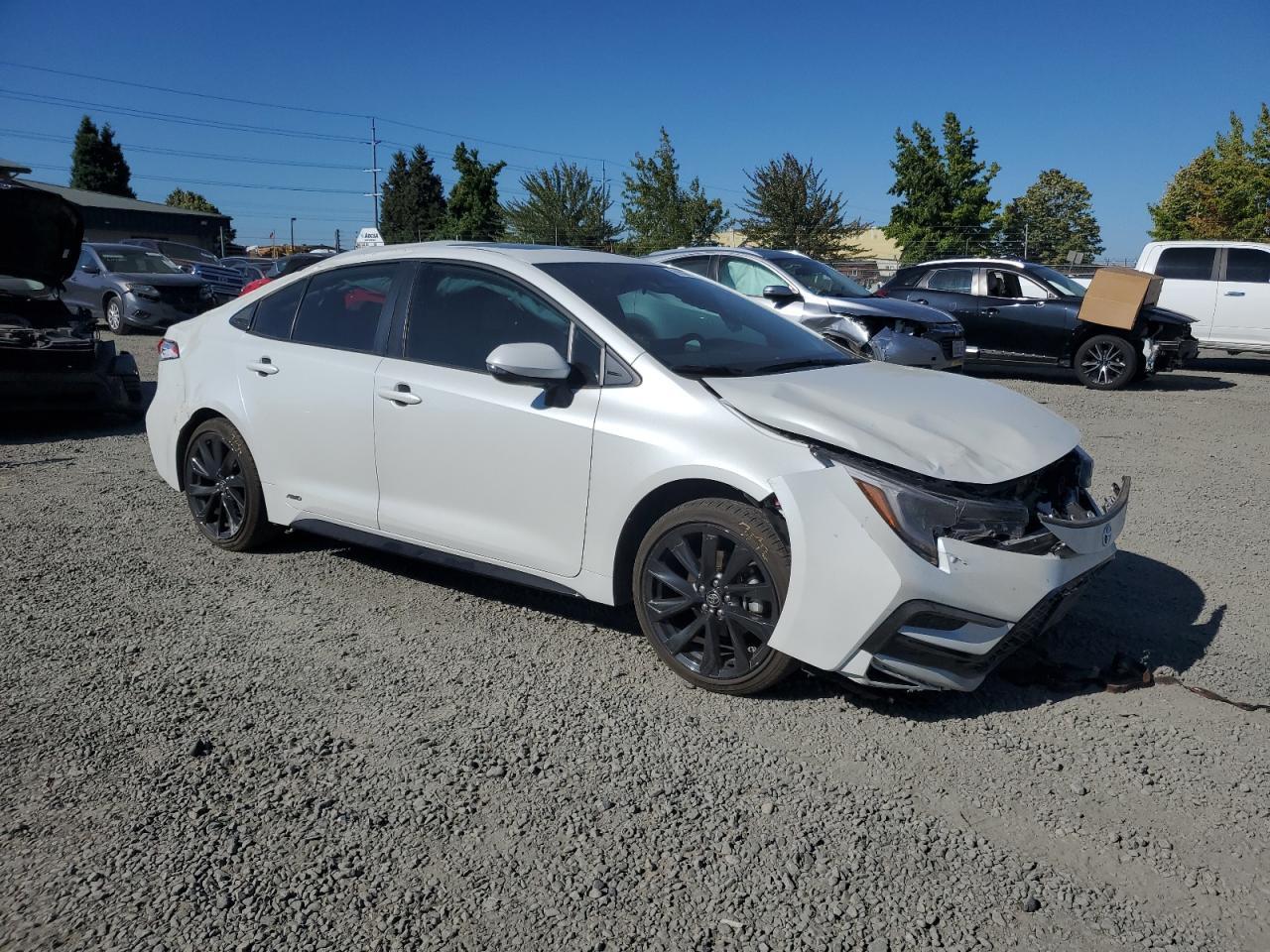 2024 TOYOTA COROLLA