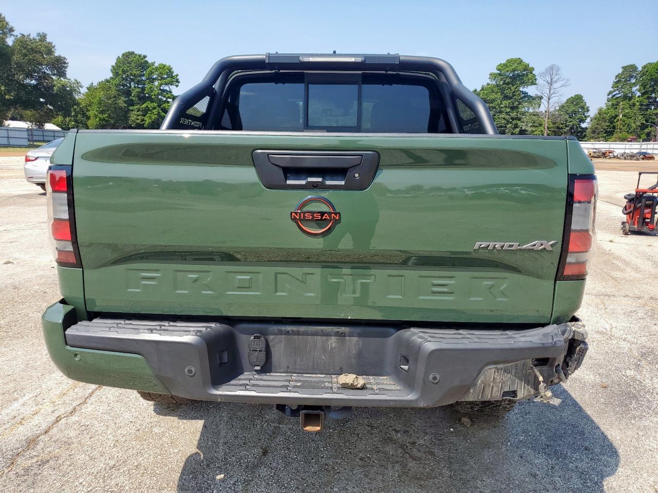 2022 NISSAN Frontier