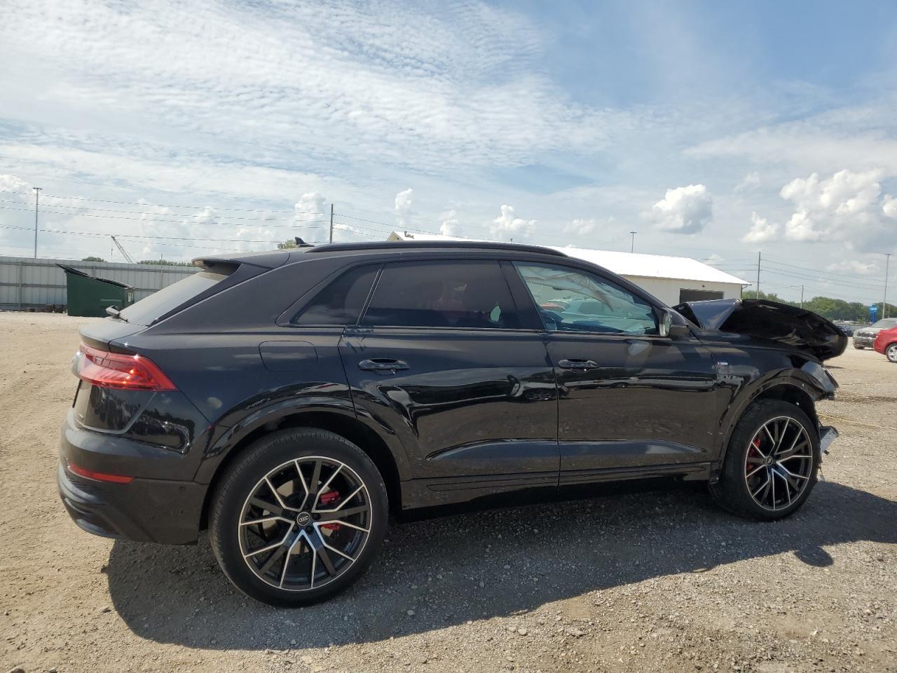 2021 AUDI Q8
