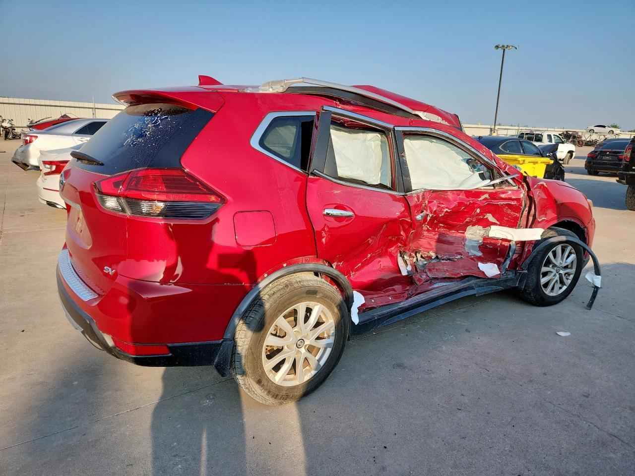 2017 NISSAN ROGUE