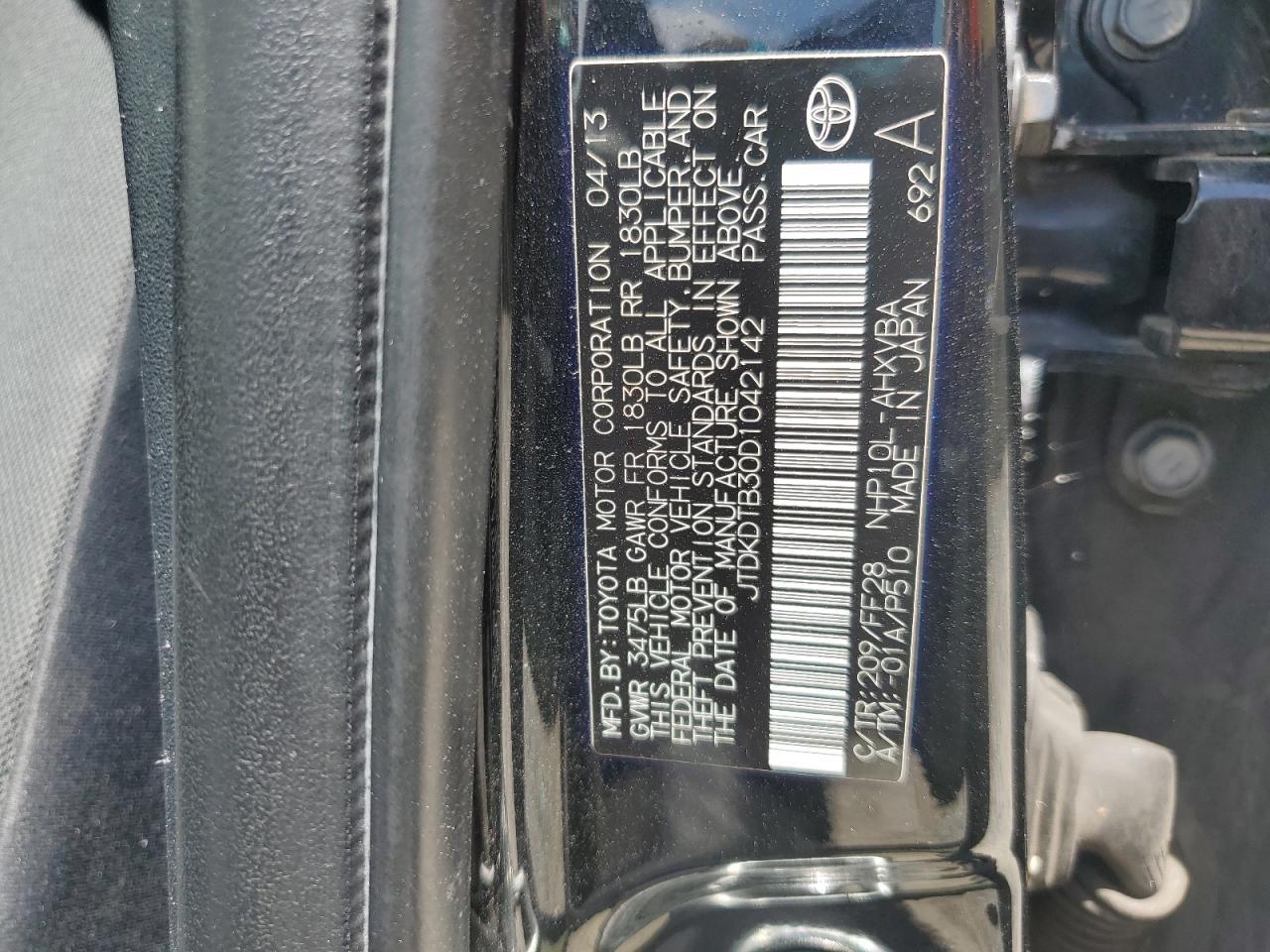 2013 TOYOTA Prius c