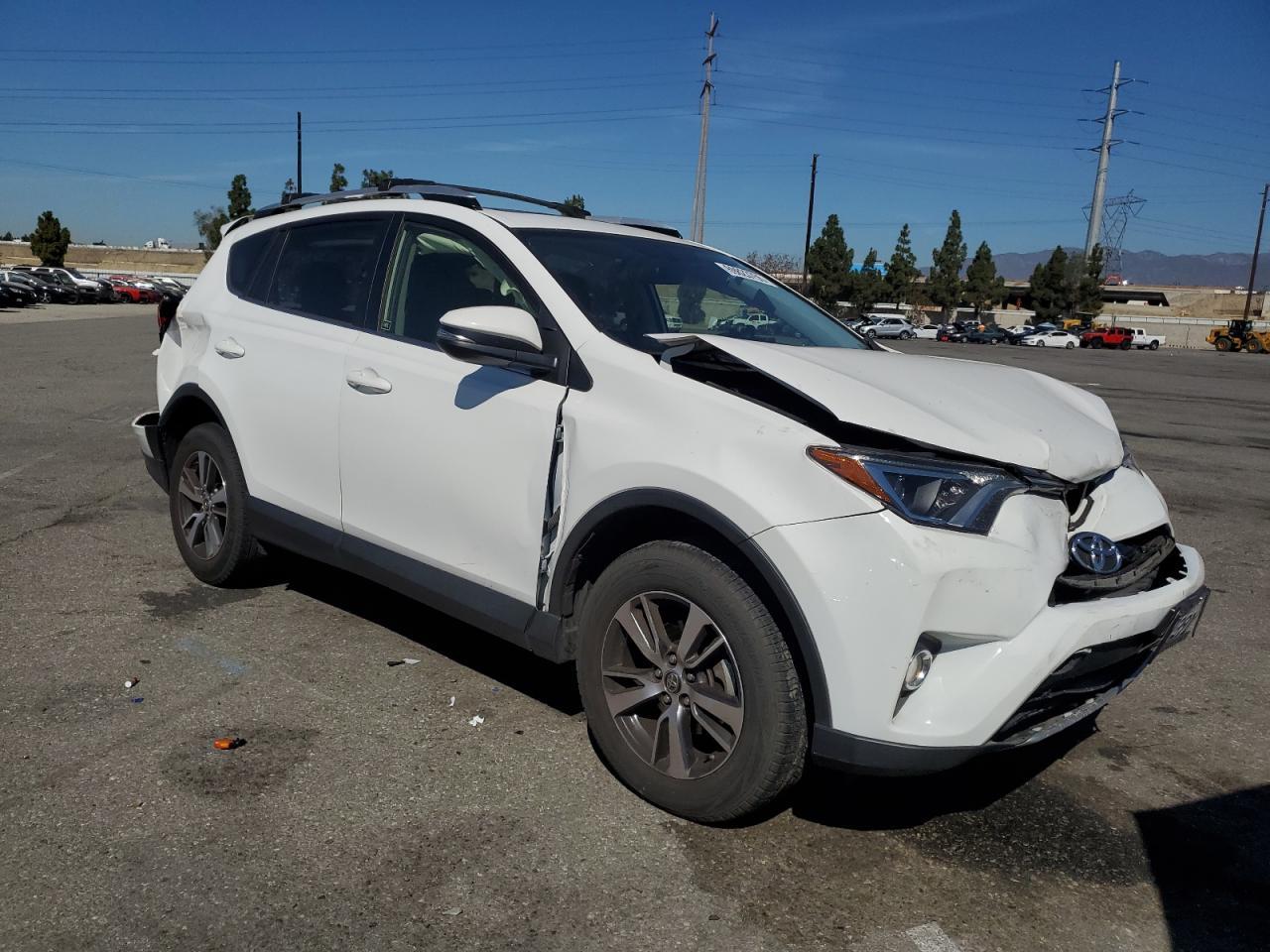 2016 TOYOTA RAV4