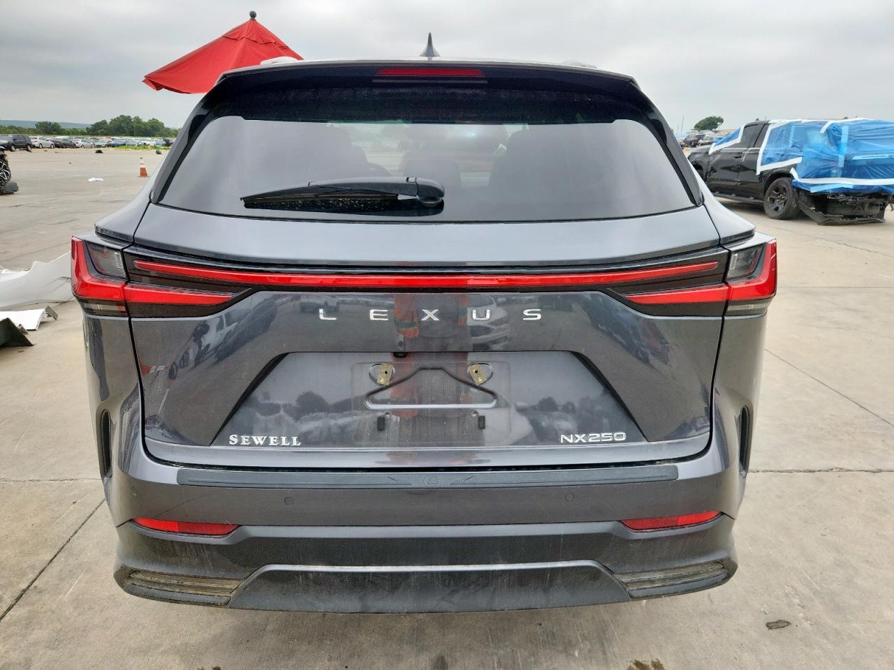 2025 LEXUS Nx
