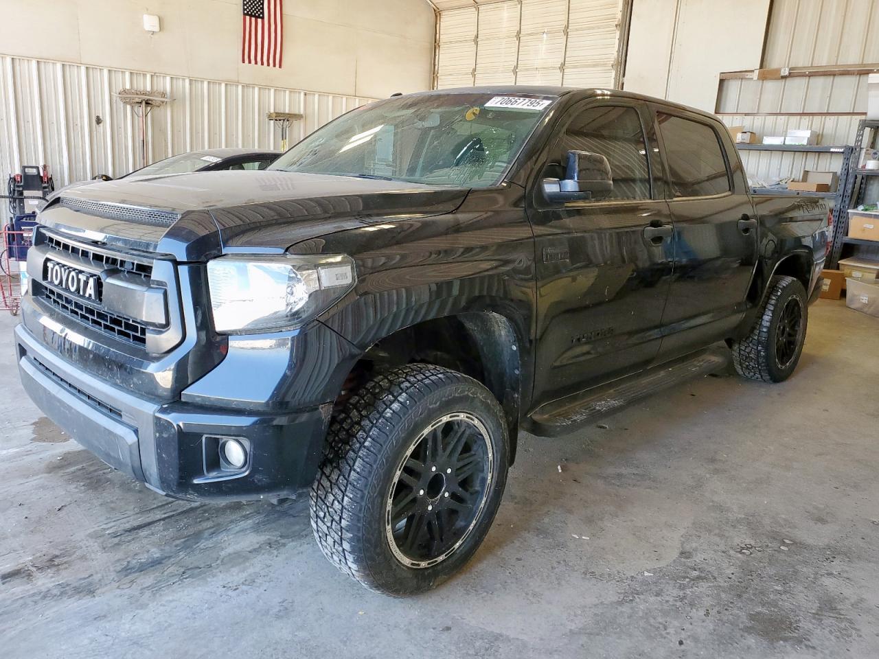 2015 TOYOTA TUNDRA