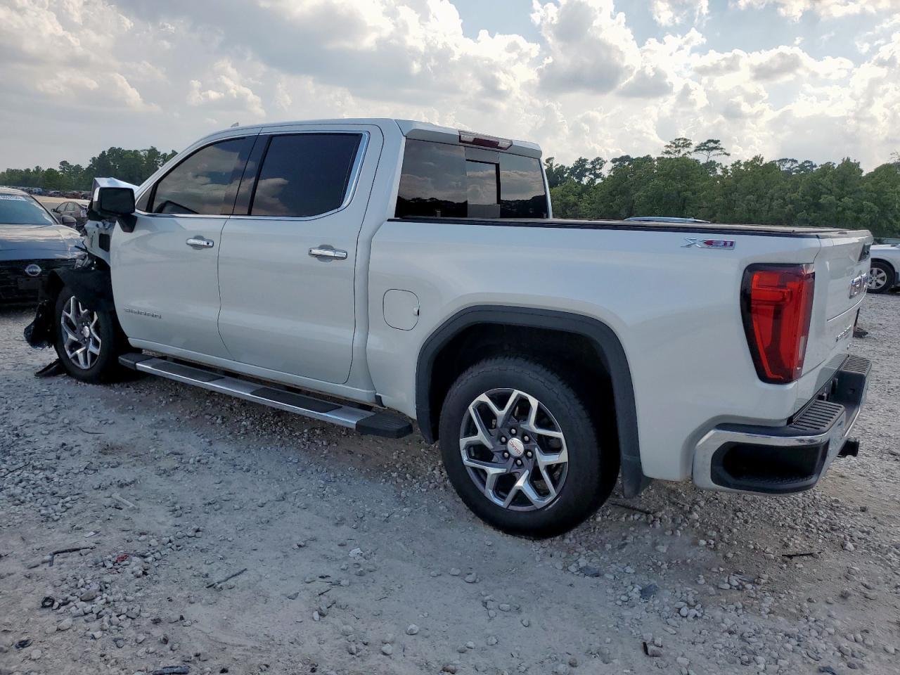 2022 GMC Sierra