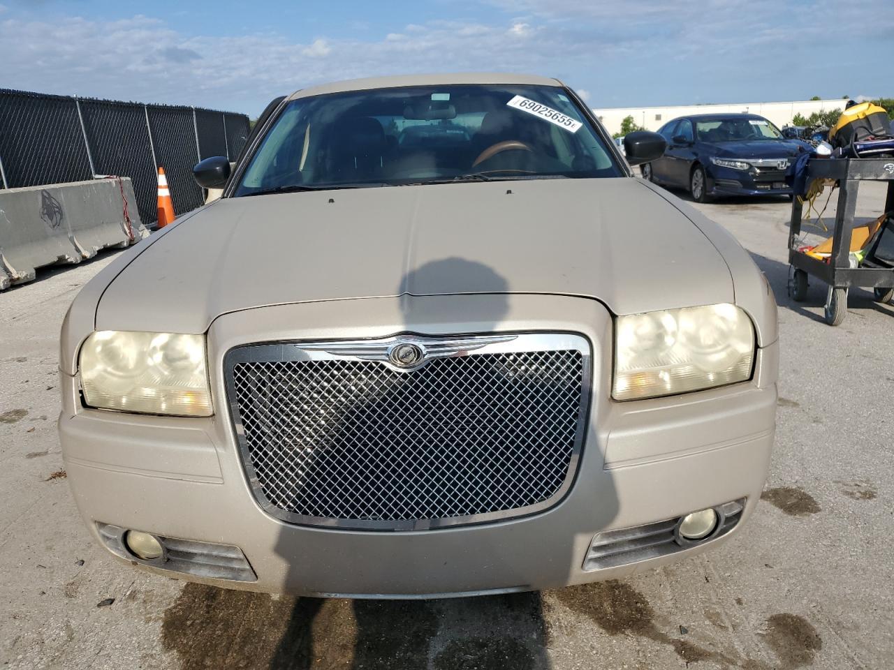 2006 CHRYSLER 300