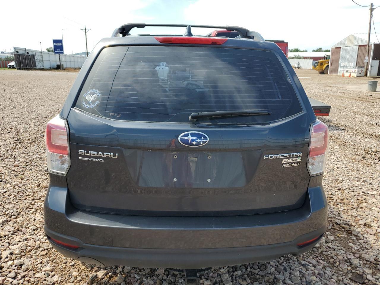 2017 SUBARU FORESTER