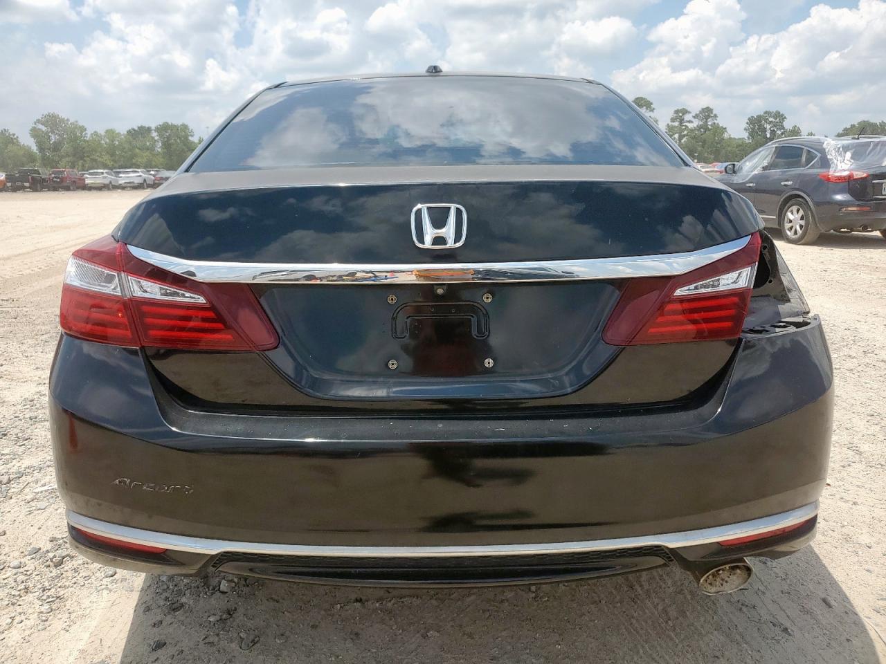 2017 HONDA ACCORD