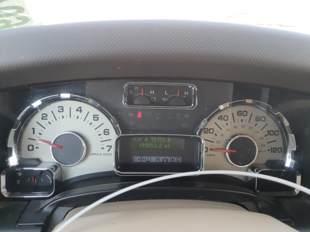2010 FORD Expedition