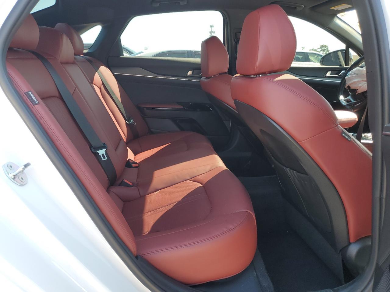 2025 KIA K5