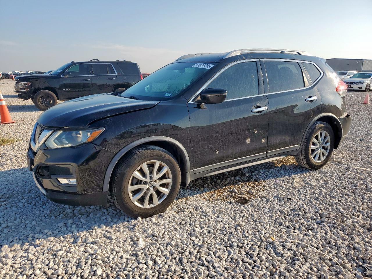 2017 NISSAN ROGUE
