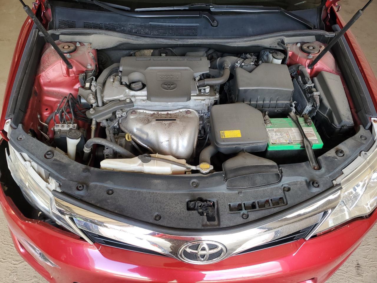 2014 TOYOTA CAMRY