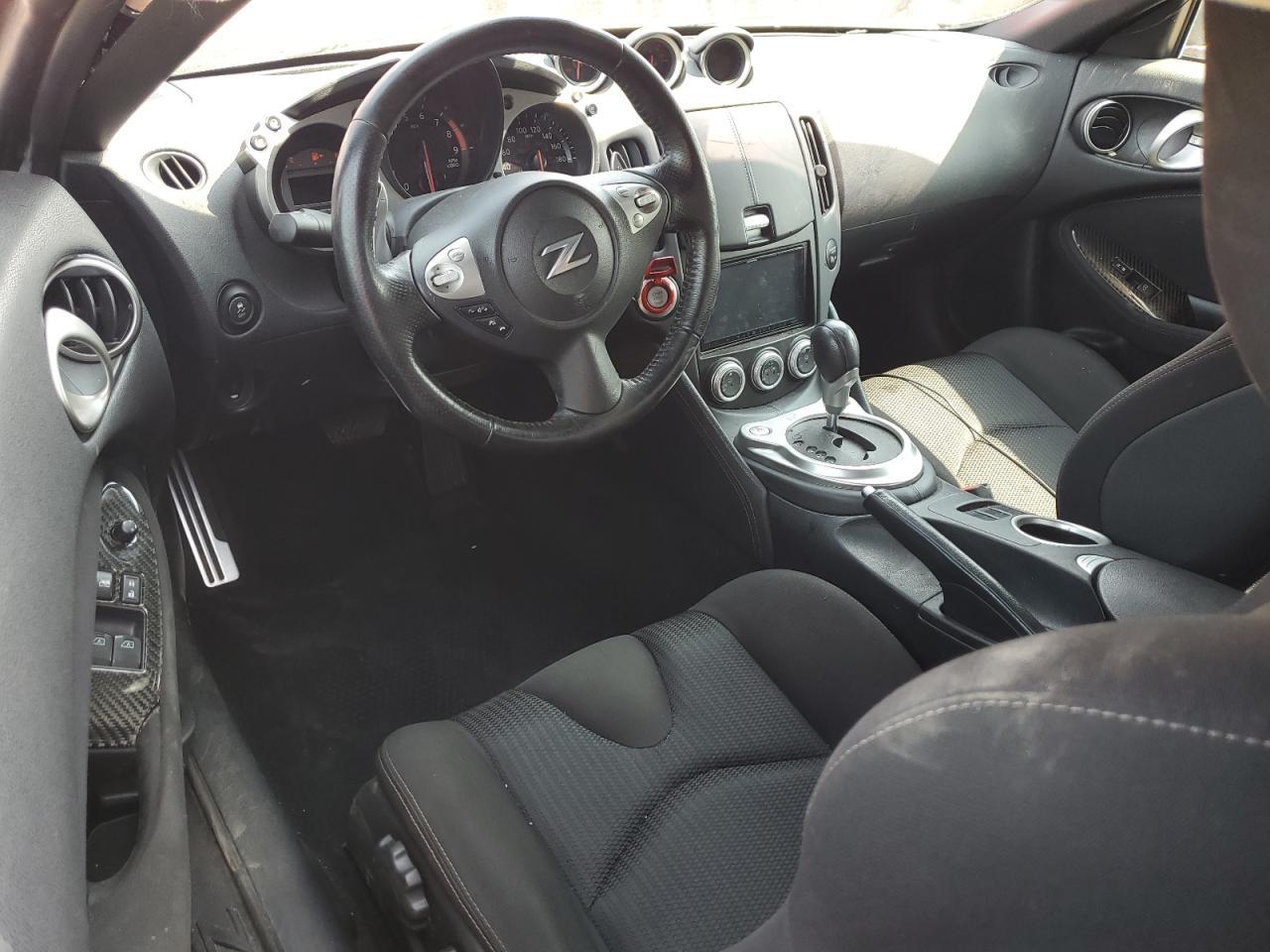 2016 NISSAN 370Z