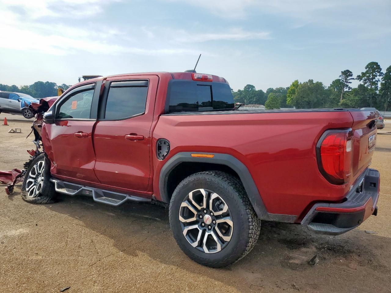 2024 GMC CANYON