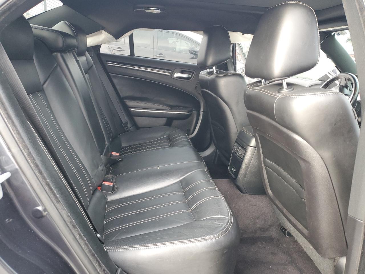 2018 CHRYSLER 300