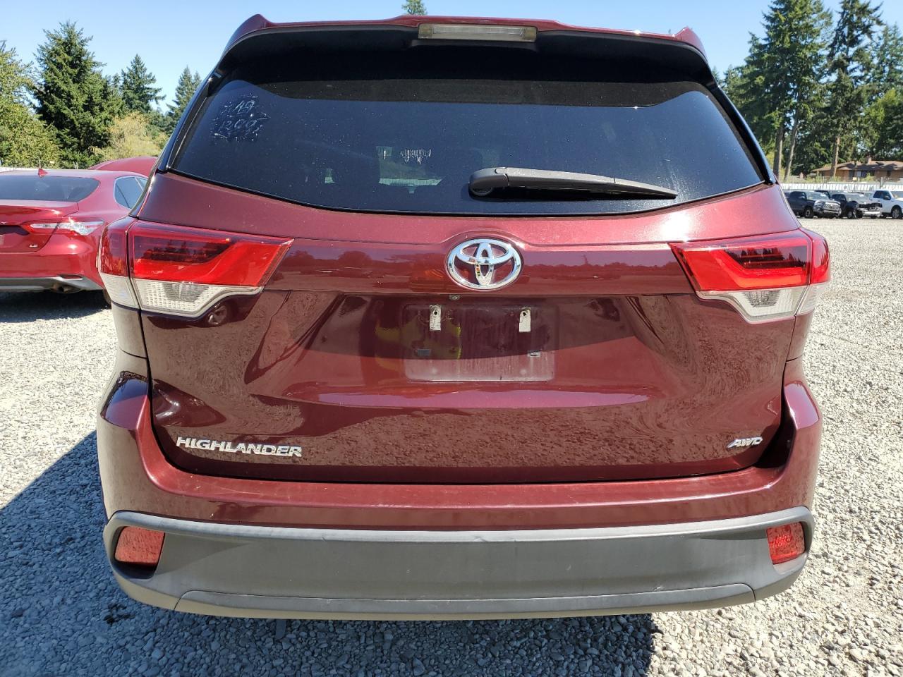 2018 TOYOTA HIGHLANDER