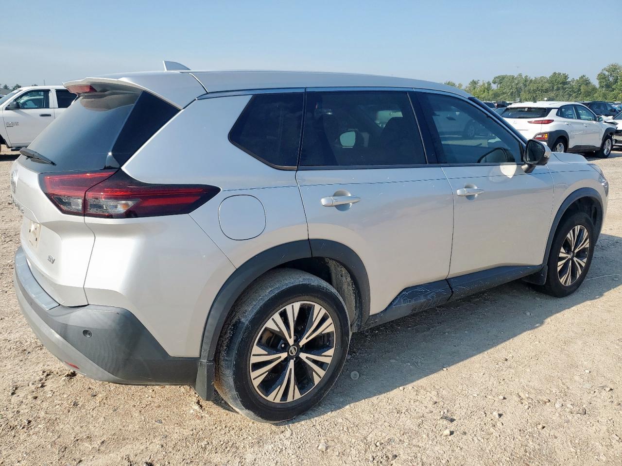 2021 NISSAN ROGUE