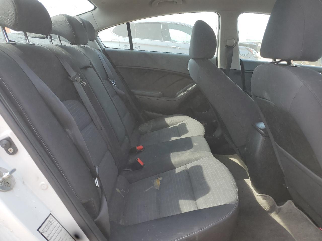 2017 KIA FORTE