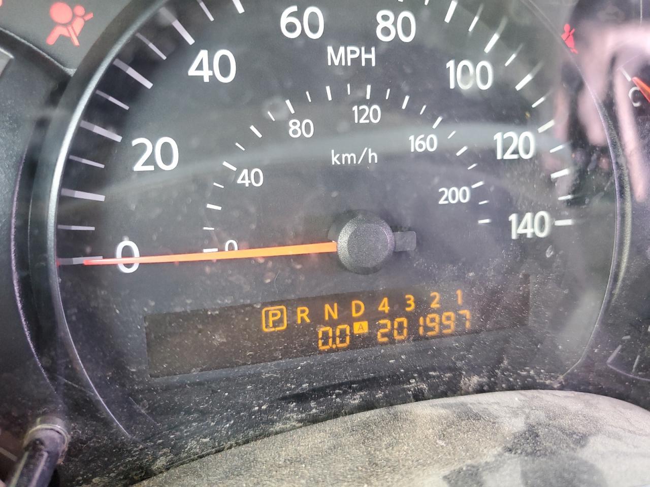 2004 NISSAN Titan