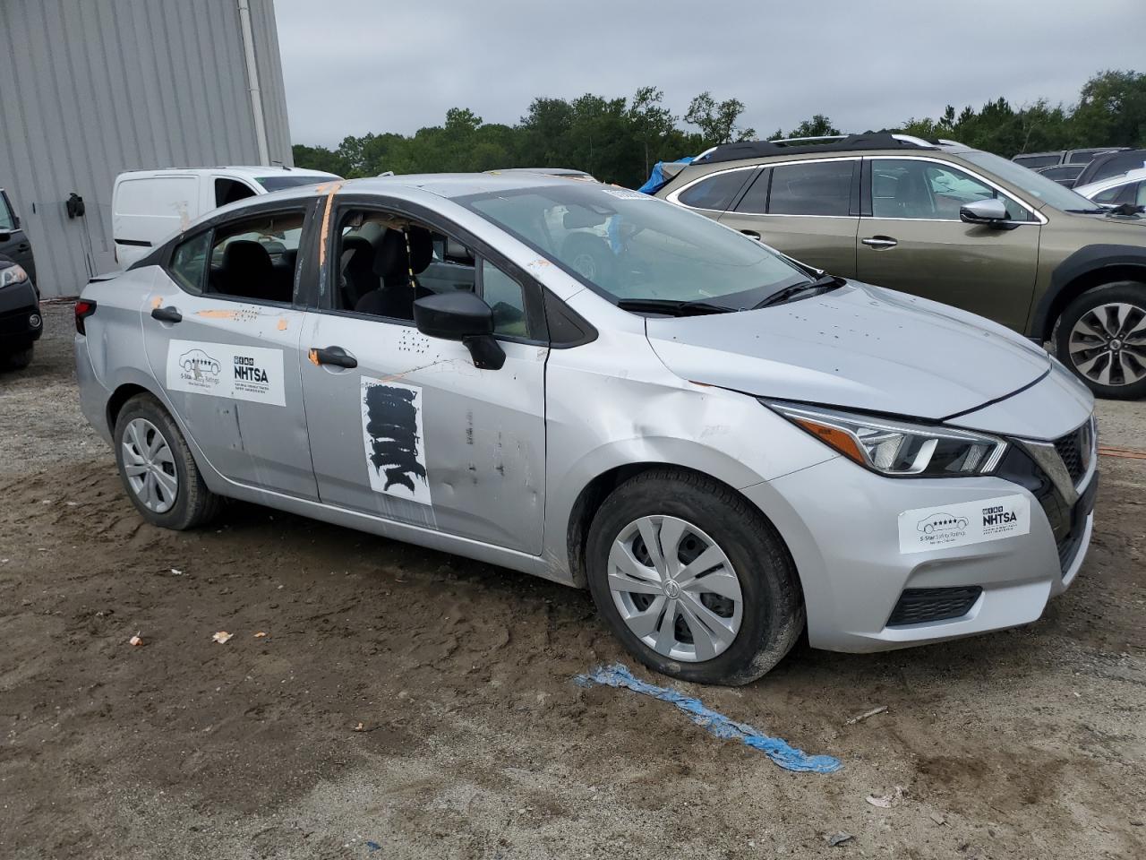 2020 NISSAN VERSA