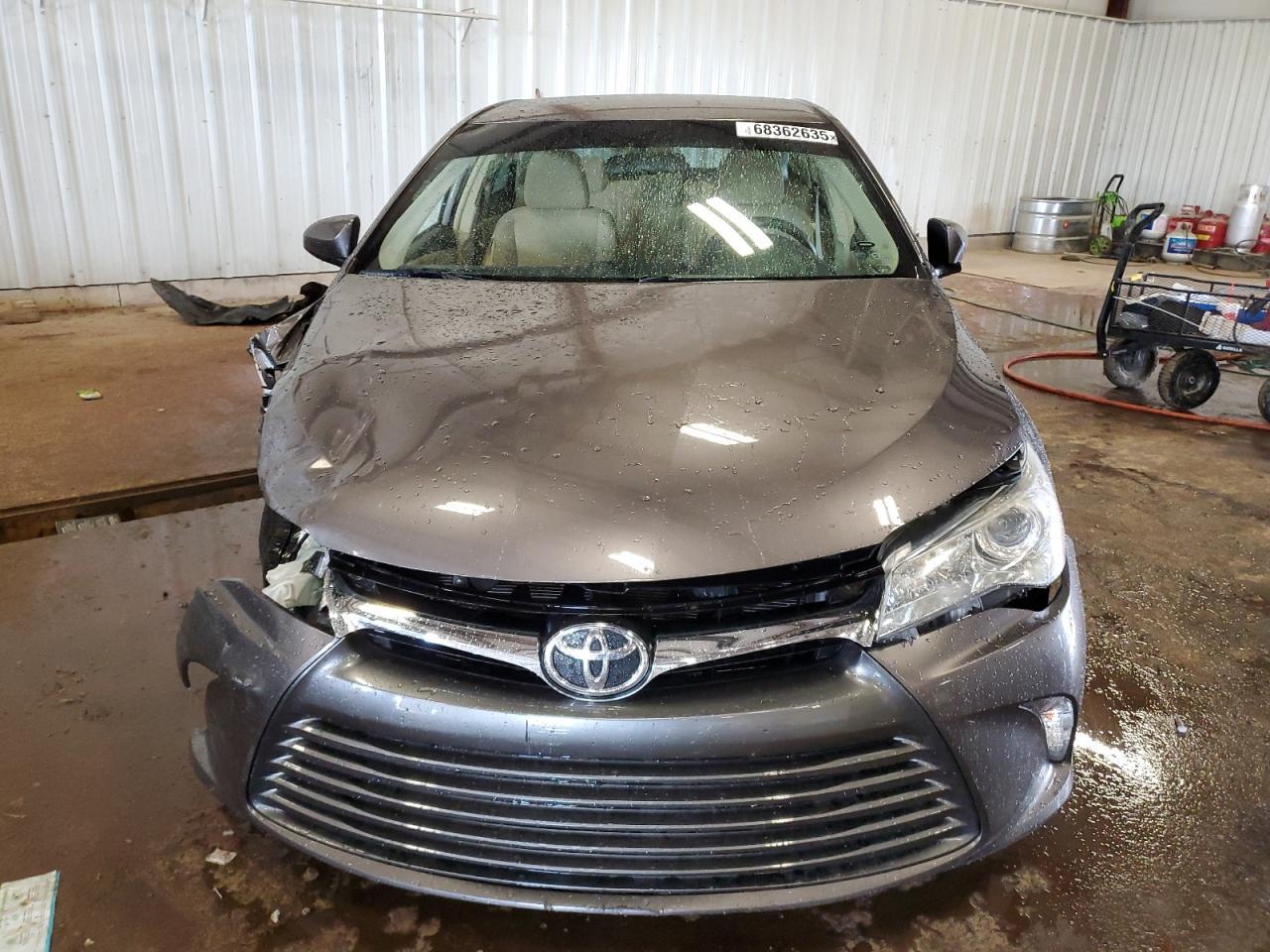 2016 TOYOTA CAMRY