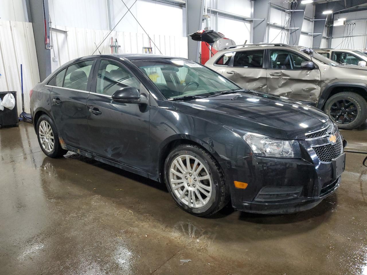 2011 CHEVROLET CRUZE