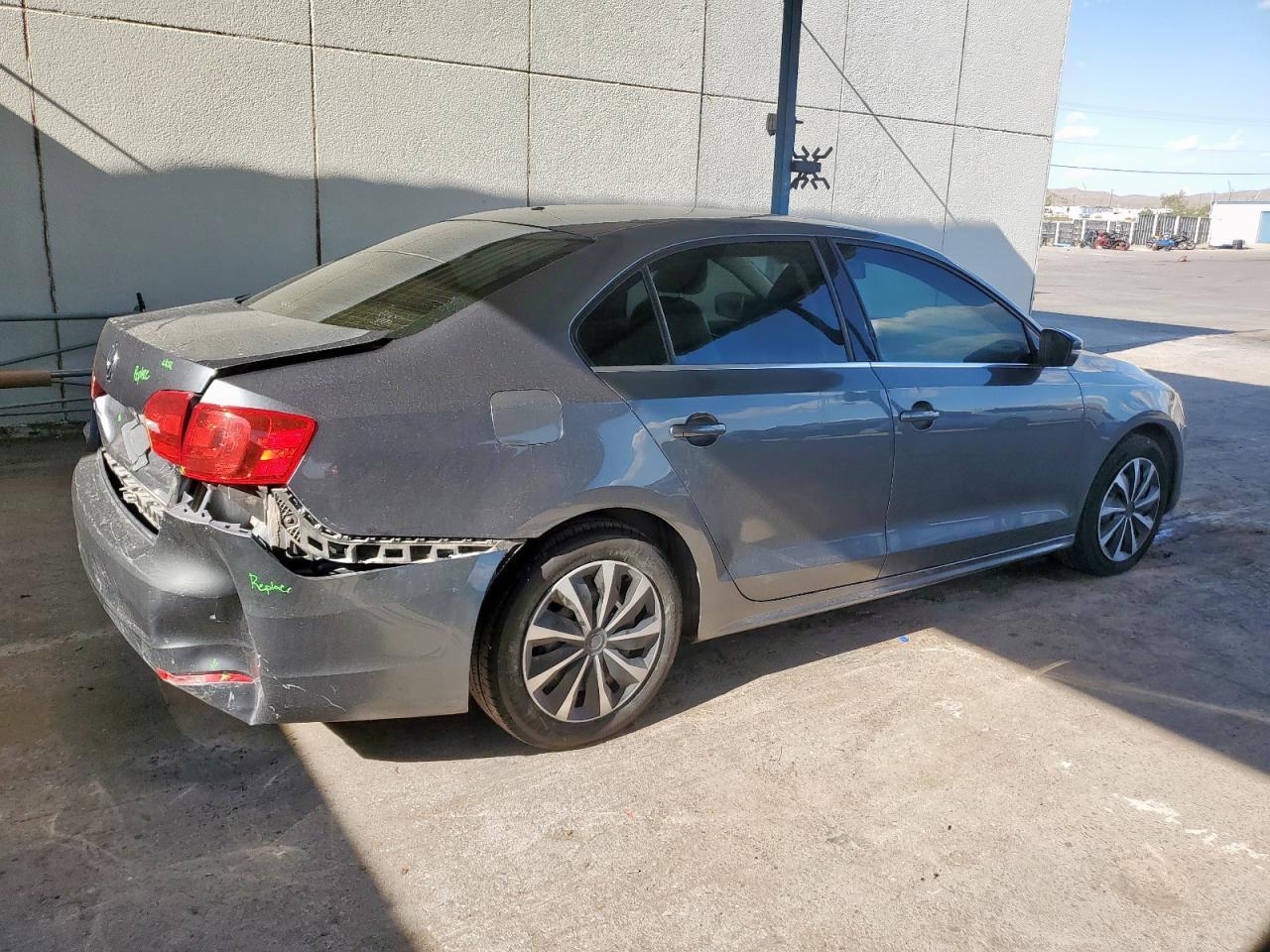 2013 VOLKSWAGEN JETTA