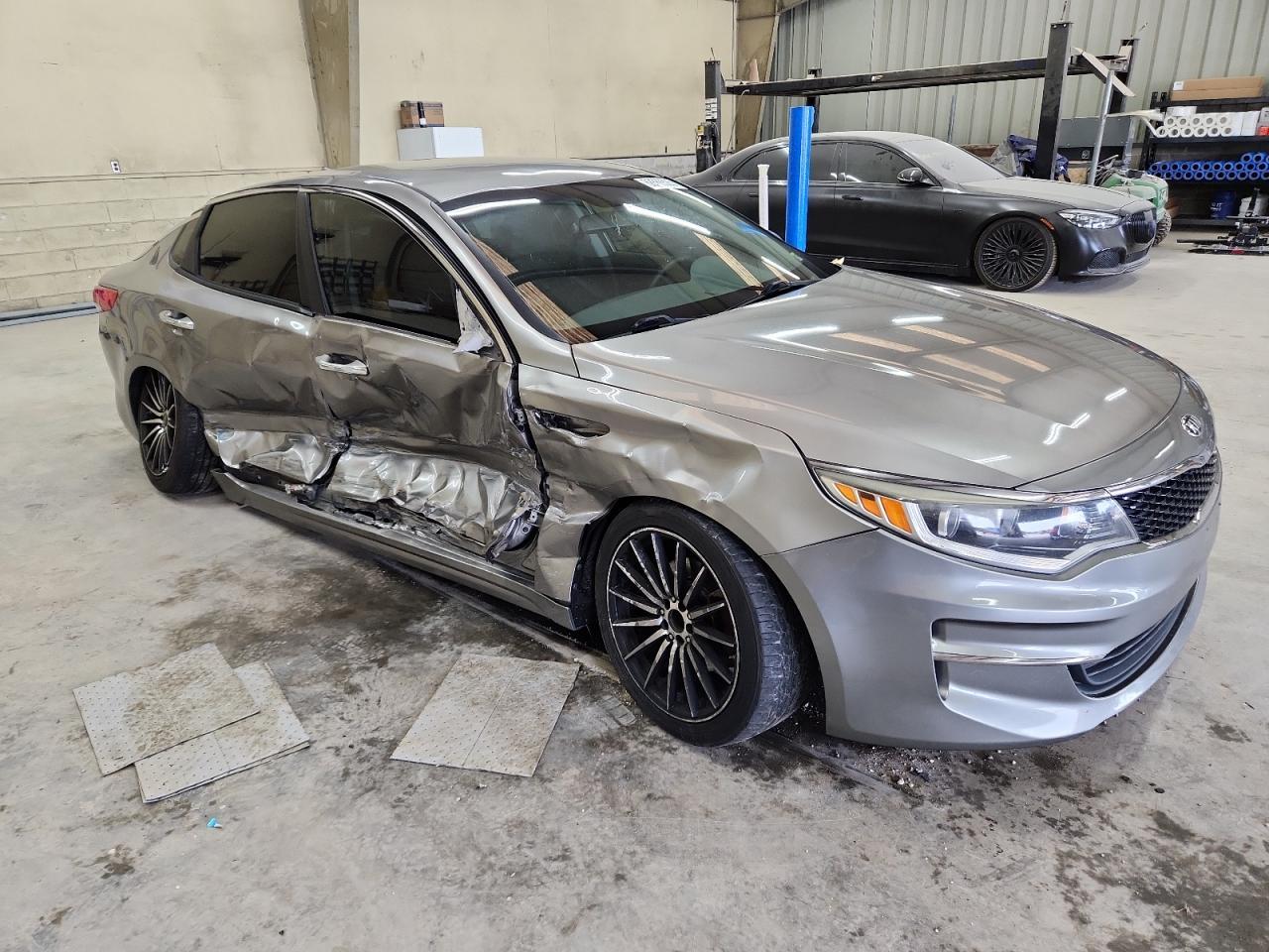 2017 KIA OPTIMA