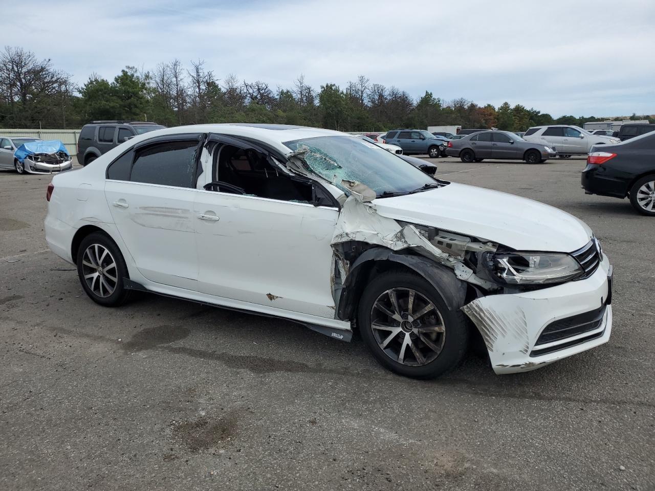2017 VOLKSWAGEN JETTA