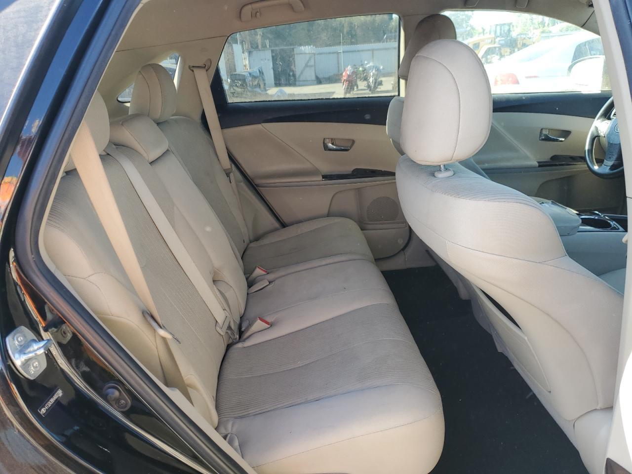 2010 TOYOTA VENZA