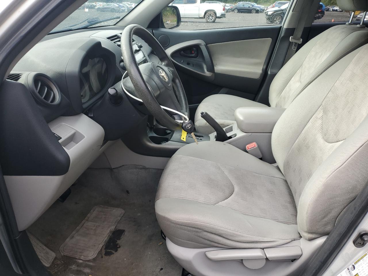 2011 TOYOTA RAV4