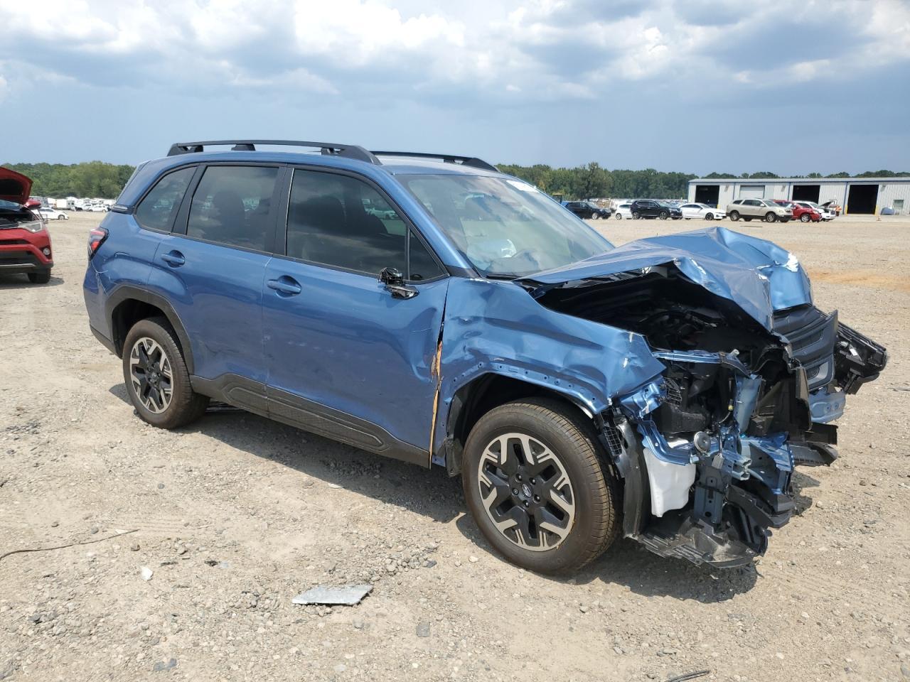 2025 SUBARU FORESTER