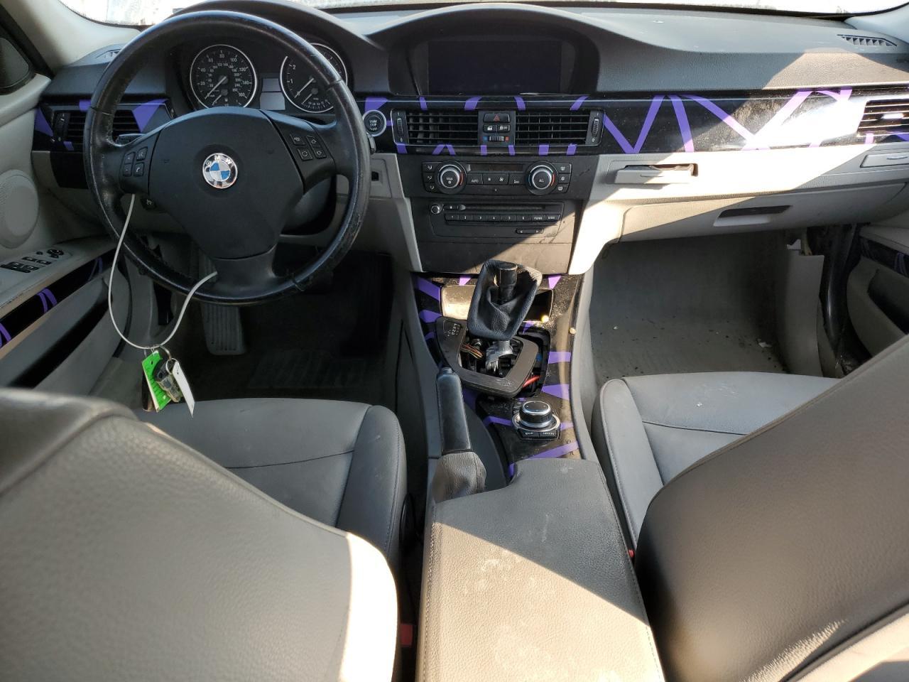 2011 BMW 3 SERIES