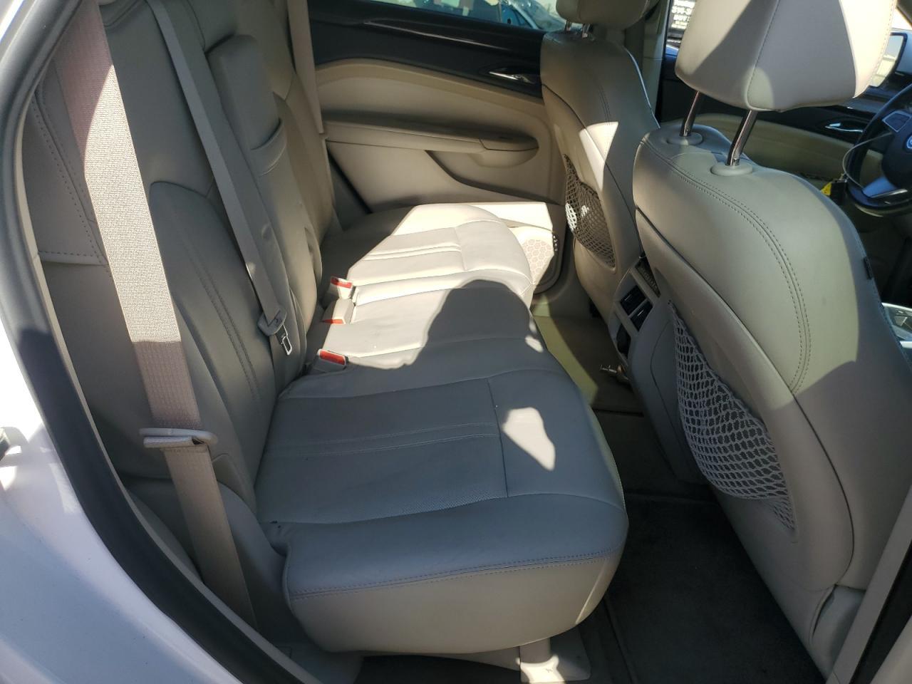 2011 CADILLAC SRX