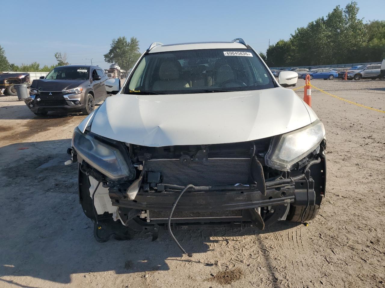 2016 NISSAN ROGUE