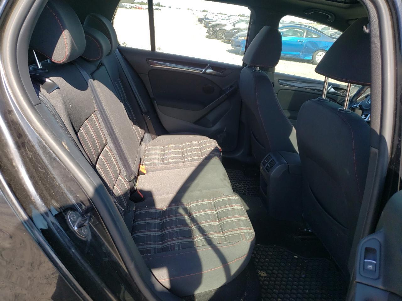 2013 VOLKSWAGEN GTI