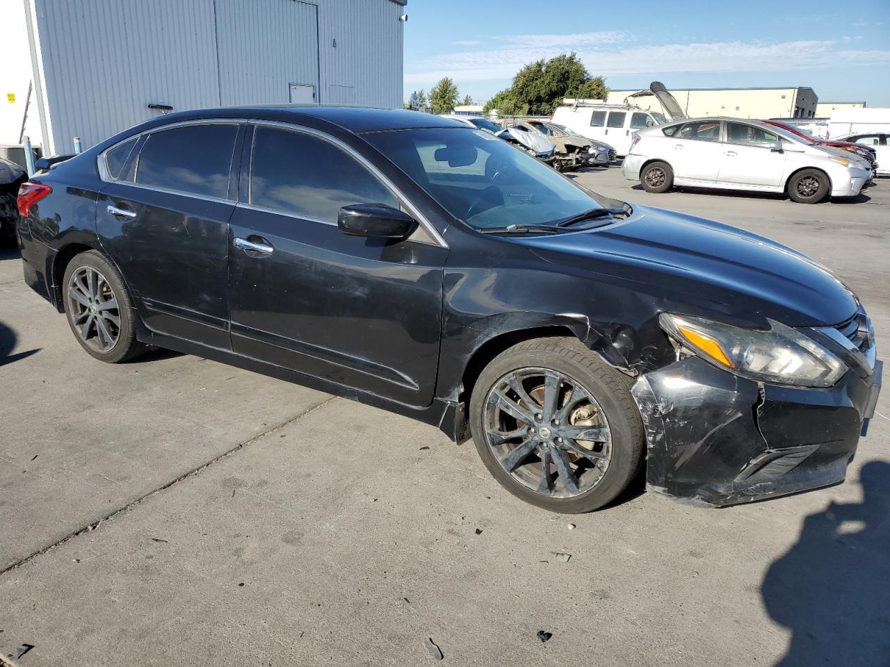 2017 NISSAN ALTIMA