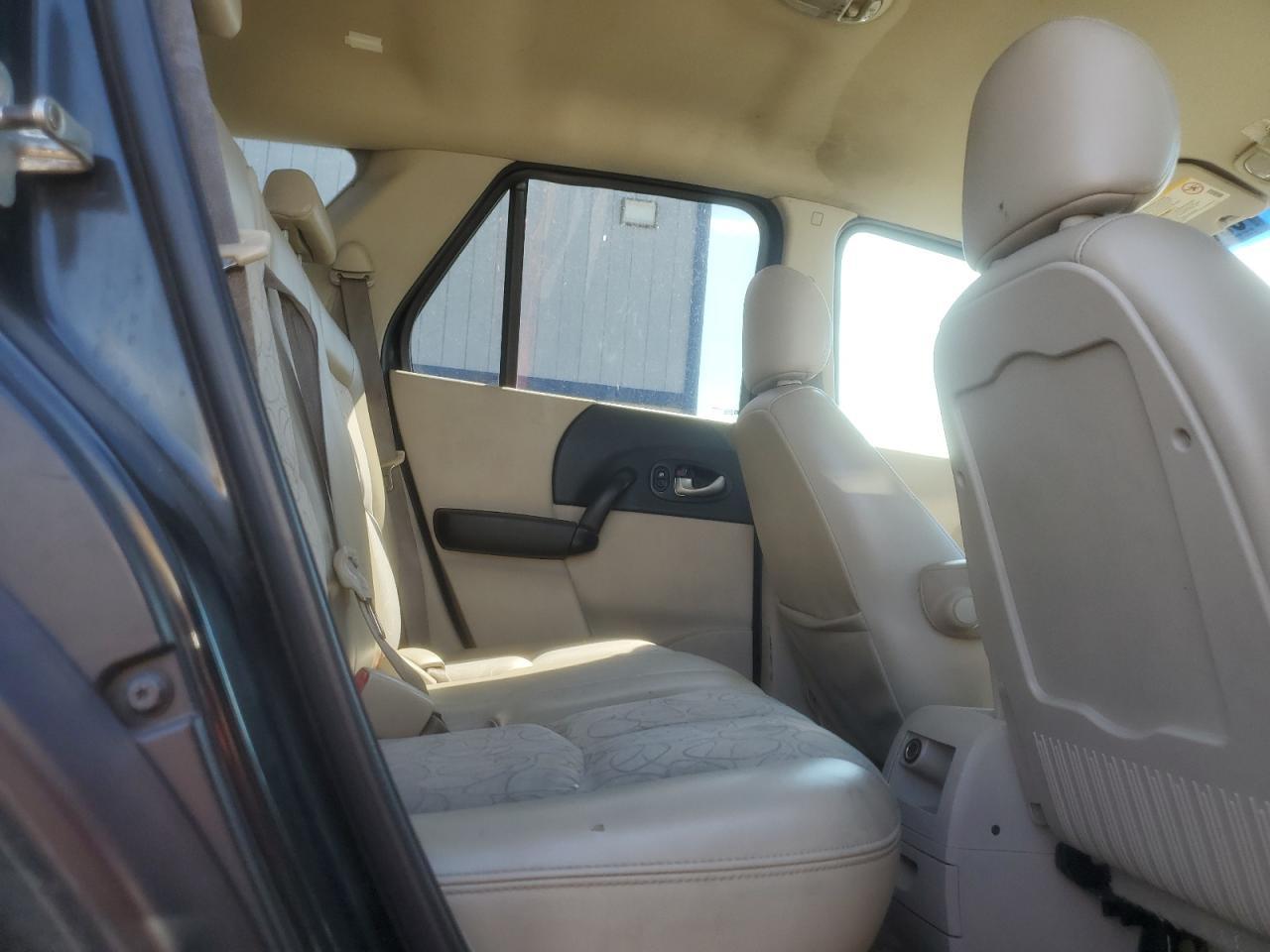 2005 SATURN Vue