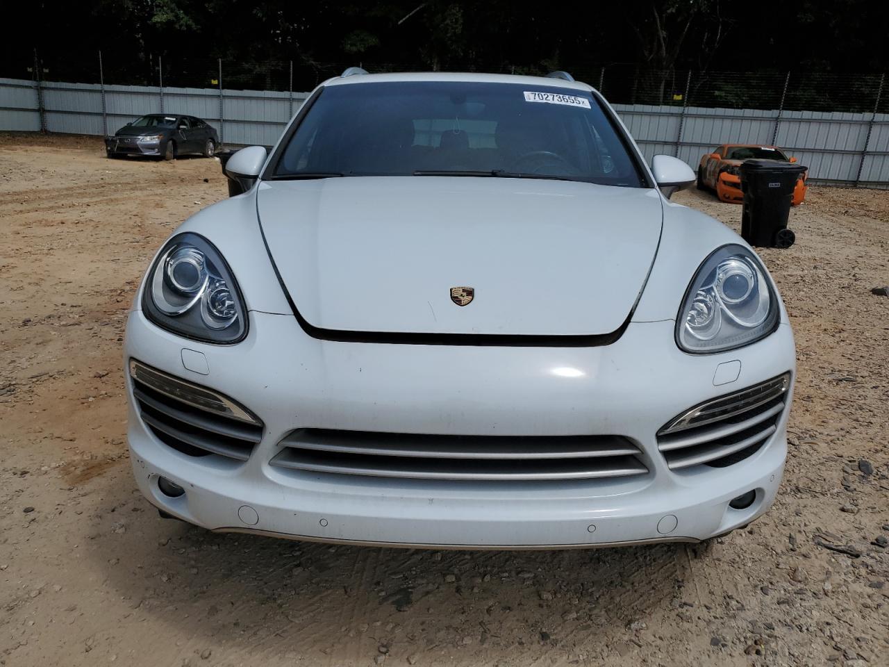 2014 PORSCHE CAYENNE