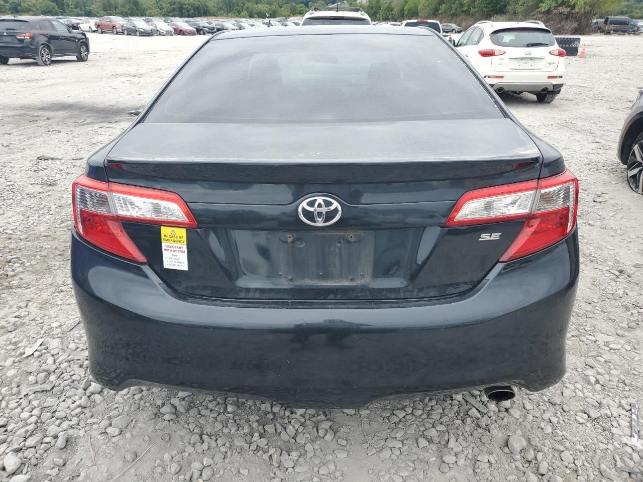 2014 TOYOTA CAMRY