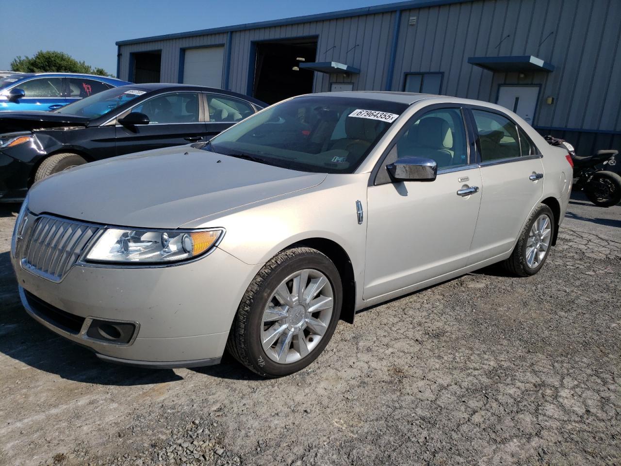 2010 LINCOLN MKZ